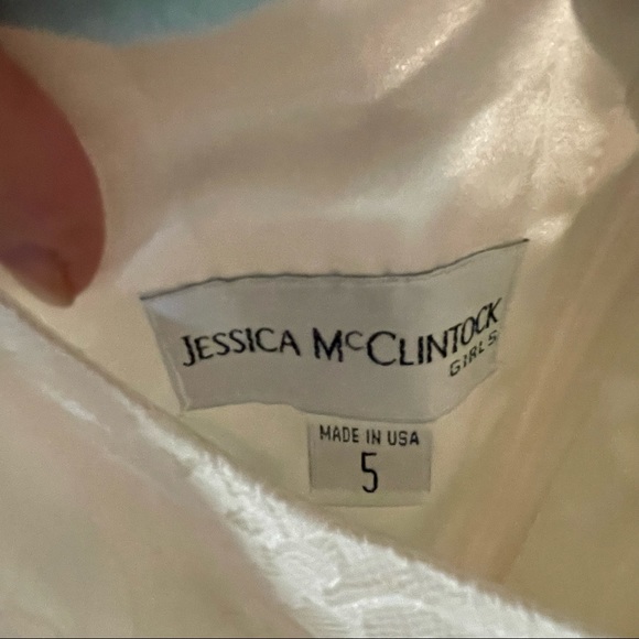 Jessica McClintock girls so 5 off white/ivory in color with tulle lining. - Picture 3 of 4